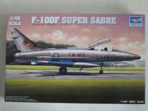 TRUMPETER 1/48 02840 F-100F SUPER SABRE